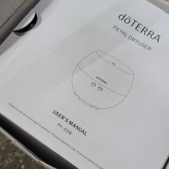 doTERRA petal diffuser (New in Box) - Picture 2 of 5